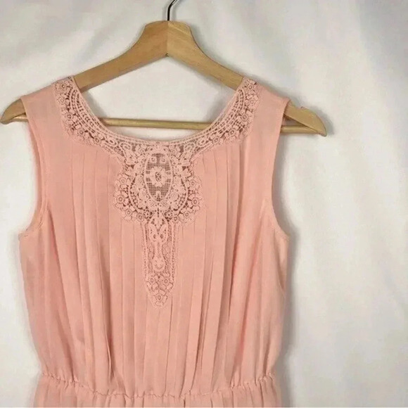 Jessica Simpson Light Pink Lace Neckline Pleated Front Fit & Flare Mini Dress 2 - Picture 3 of 3